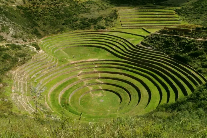 Magic Peru: Lima – Cusco – Sacred Valley – Machu Picchu – South Valley – Rainbow Mountain – Maras & Moray – Lima